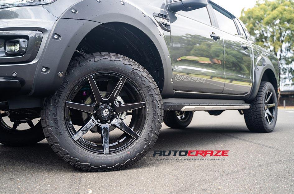 FORD RANGER AVALANCHE GLOSS BLACK MILLED ACCENTS